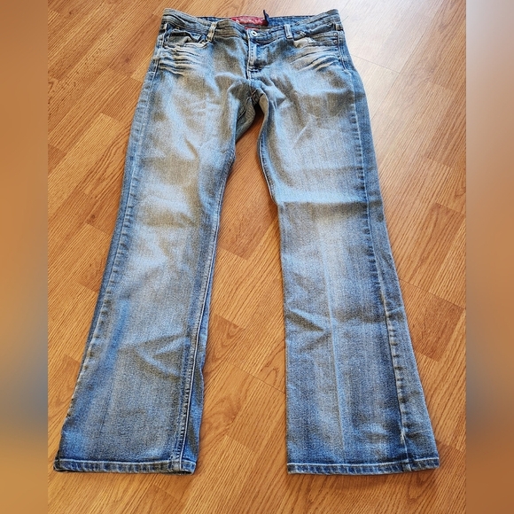 "RICH COW JEANS" Junior's Size 11 Faded Denim Boot Cut  Blue Jeans - Picture 1 of 13